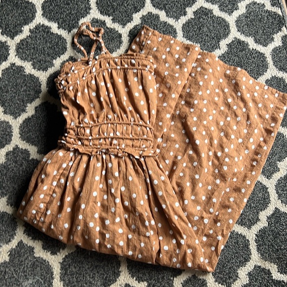 Tan A-line Midi dress - Picture 1 of 8
